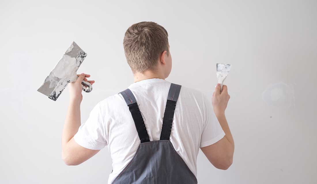 The Pros and Cons of Doing a DIY Home Improvement Project vs Hiring a Professional